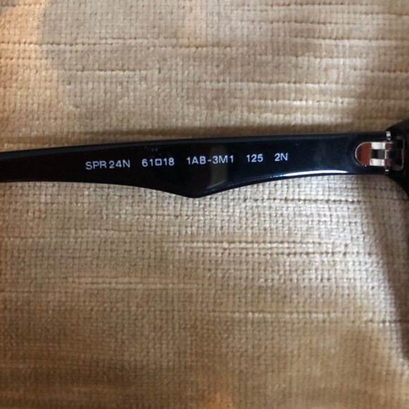 Prada ladies sunglasses - Picture 6 of 14